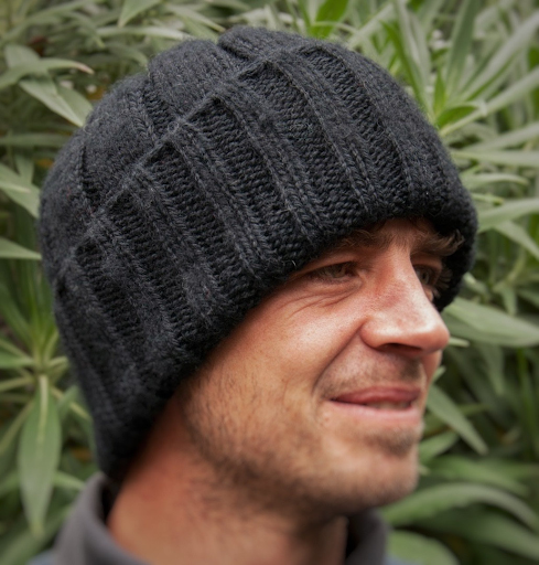 In this blog post, we will explore the reasons why embroidered beanie hats are an excellent choice for promoting your brand.